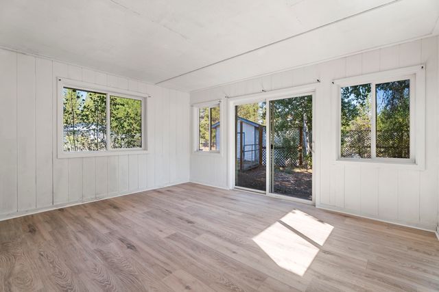 16046 Dyke Road, La Pine, OR 97739