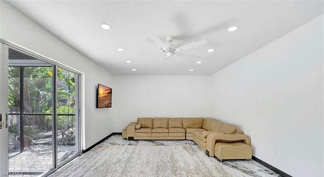 4500 1st AVE NW, Naples, FL 34119