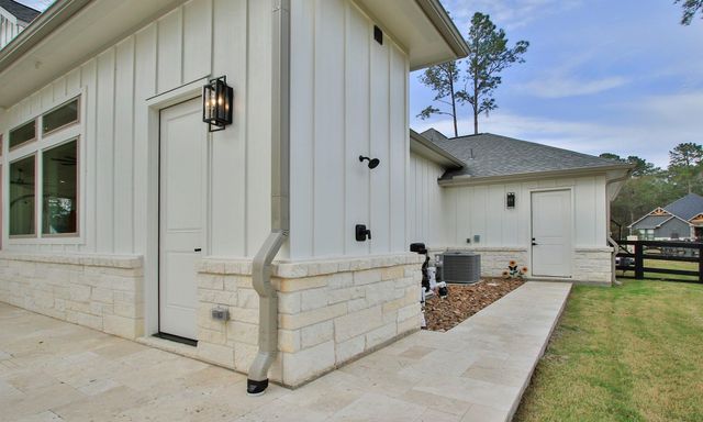 21359 Monarch Drive, Montgomery, TX 77316