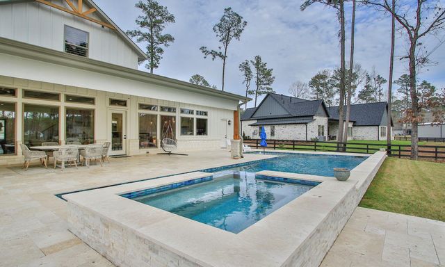 21359 Monarch Drive, Montgomery, TX 77316