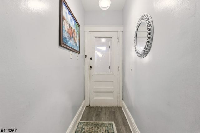 295 Old Bergen Rd, Jersey City, NJ 07305