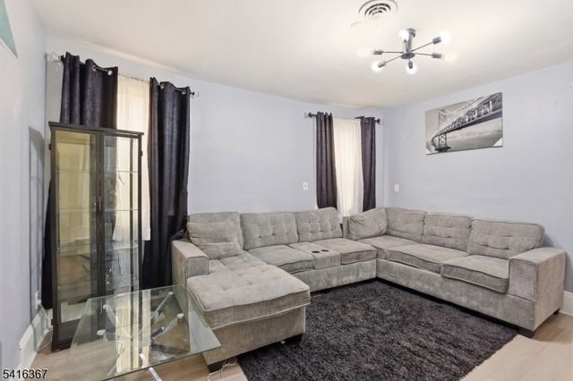 295 Old Bergen Rd, Jersey City, NJ 07305