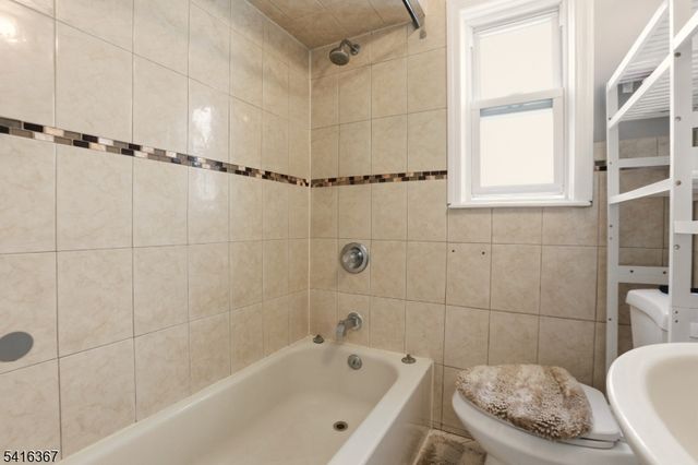 295 Old Bergen Rd, Jersey City, NJ 07305