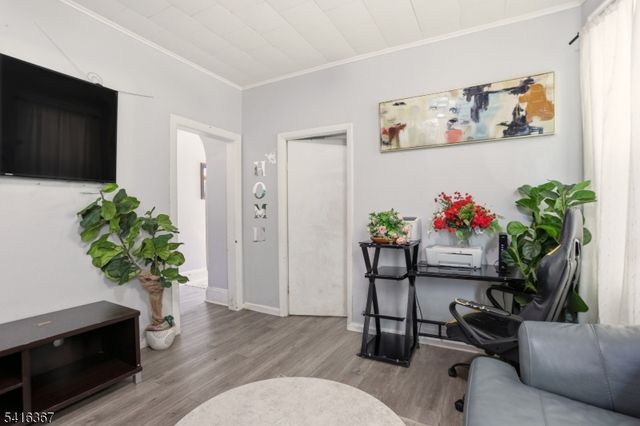 295 Old Bergen Rd, Jersey City, NJ 07305