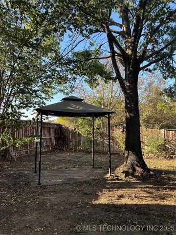 1110 Ada Street, Durant, OK 74701