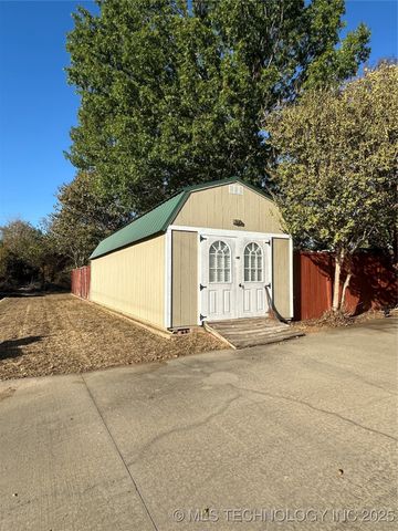 1110 Ada Street, Durant, OK 74701