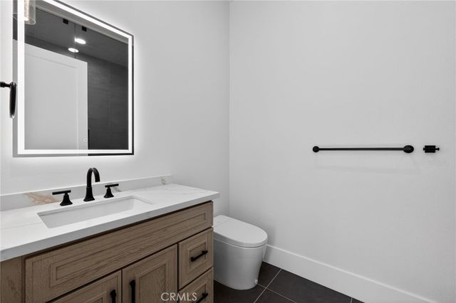 743 Buckingham Drive, Redlands, CA 92374