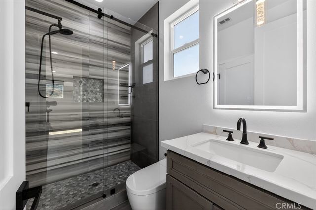 743 Buckingham Drive, Redlands, CA 92374