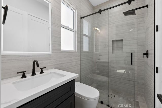 743 Buckingham Drive, Redlands, CA 92374