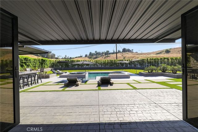 743 Buckingham Drive, Redlands, CA 92374