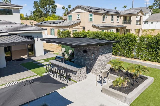 743 Buckingham Drive, Redlands, CA 92374