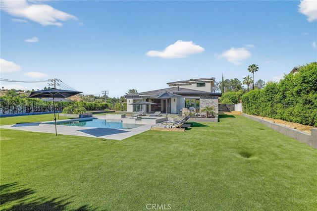 743 Buckingham Drive, Redlands, CA 92374