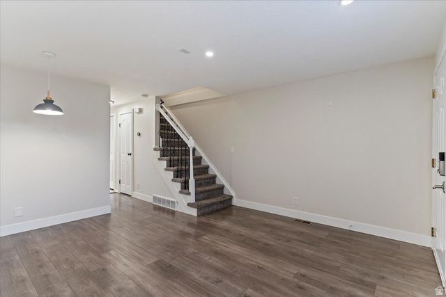 586 W 1950 N, Centerville, UT 84014