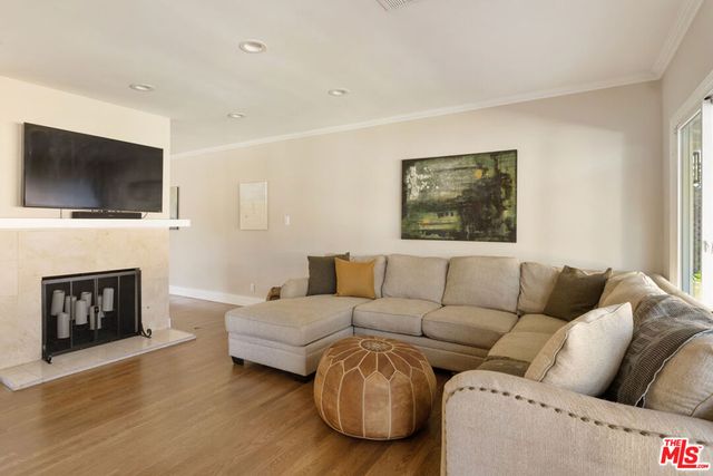 11855 Tiara Street, Valley Village, CA 91607