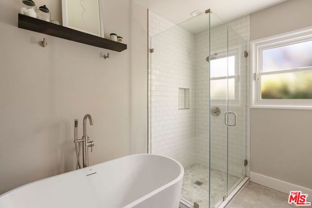 11855 Tiara Street, Valley Village, CA 91607