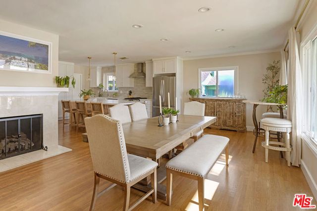 11855 Tiara Street, Valley Village, CA 91607