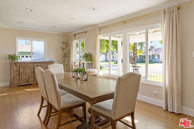 11855 Tiara Street, Valley Village, CA 91607