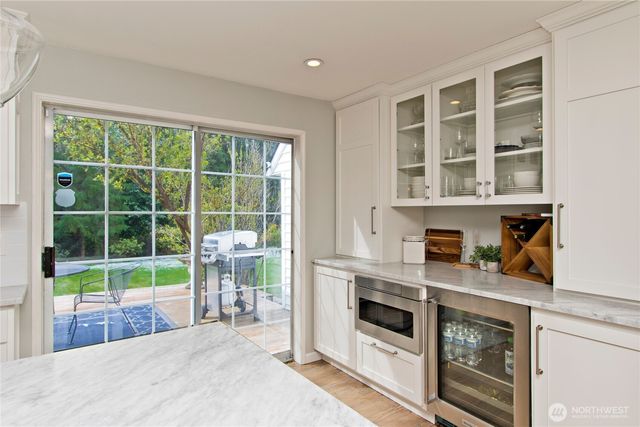 23811 SE 374th Street, Enumclaw, WA 98022