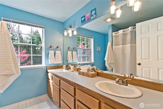 23811 SE 374th Street, Enumclaw, WA 98022