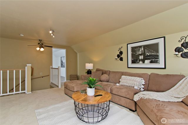 23811 SE 374th Street, Enumclaw, WA 98022