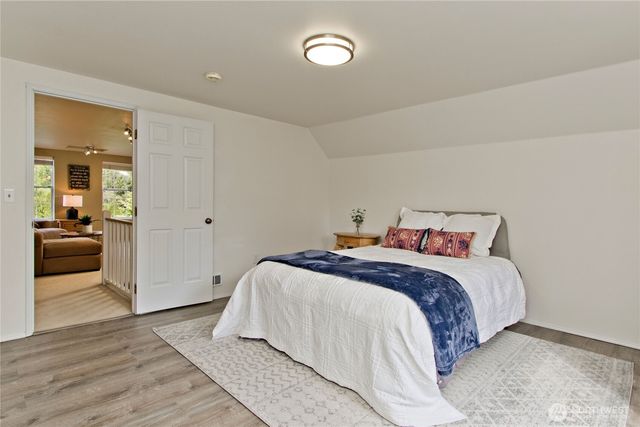 23811 SE 374th Street, Enumclaw, WA 98022