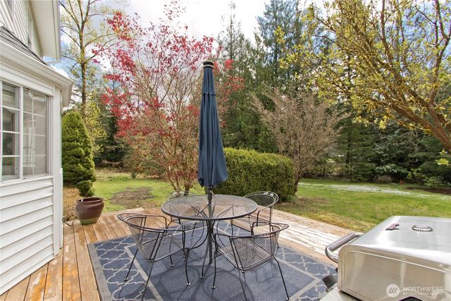 23811 SE 374th Street, Enumclaw, WA 98022