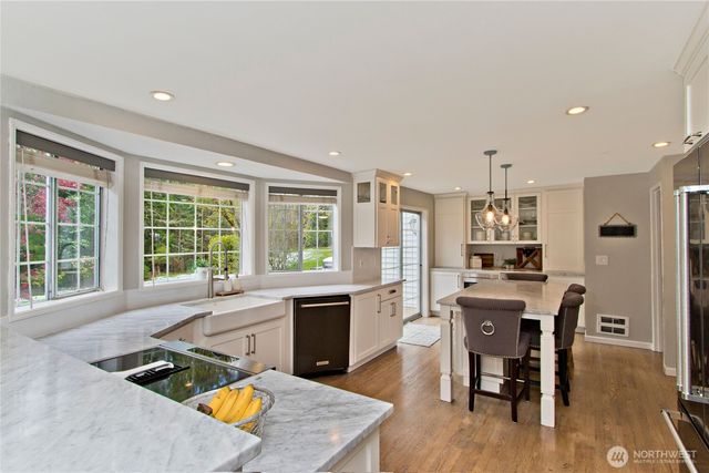 23811 SE 374th Street, Enumclaw, WA 98022