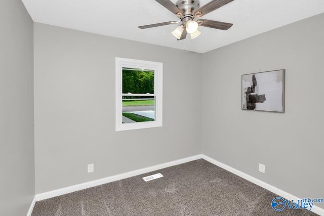 2406 Shady Lane NW, Huntsville, AL 35810
