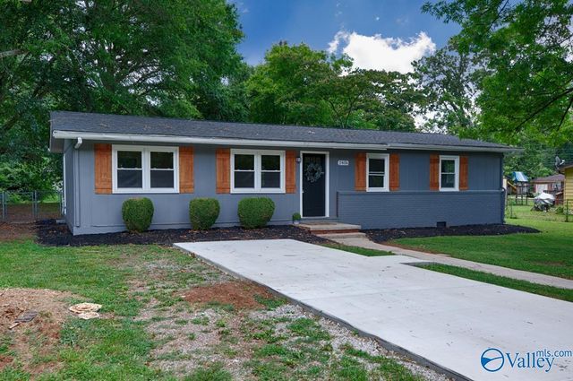 2406 Shady Lane NW, Huntsville, AL 35810
