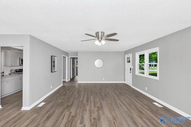 2406 Shady Lane NW, Huntsville, AL 35810