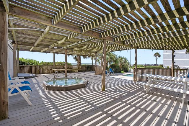 7600 Seawall Boulevard 109, Galveston, TX 77551