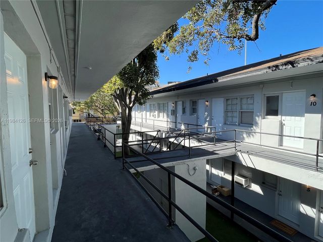 1317 NW 2nd Ave 10, Miami, FL 33136