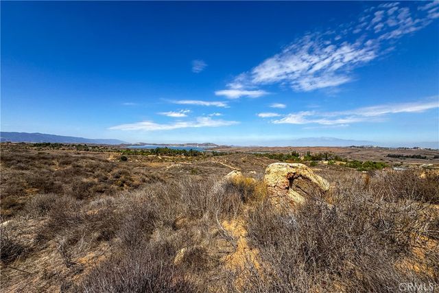 1 Heizer Drive, Perris, CA 92570