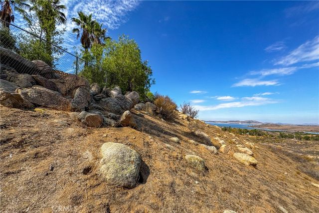 1 Heizer Drive, Perris, CA 92570