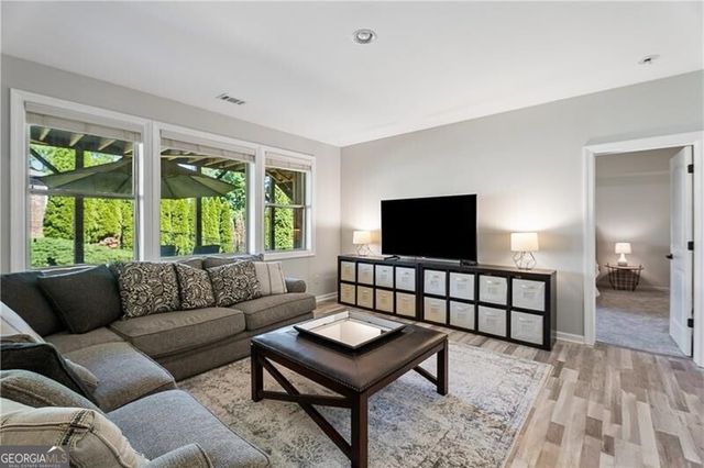 9105 Sunbury Place, Cumming, GA 30041