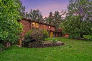 540 Roundtree Drive, Ada, MI 49301