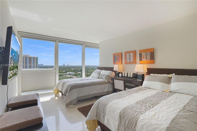 2101 Brickell Ave 1812, Miami, FL 33129