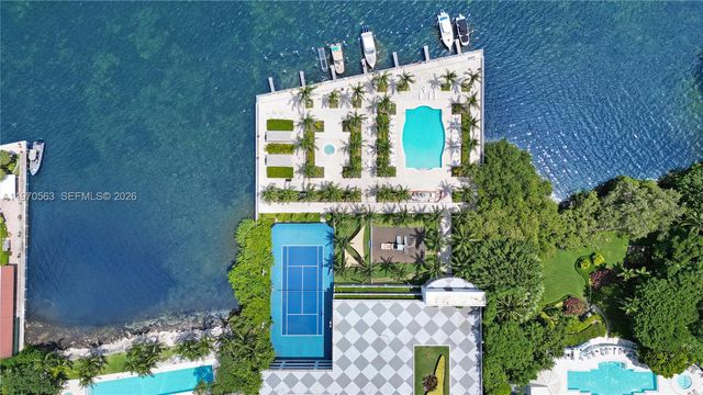 2101 Brickell Ave 1812, Miami, FL 33129