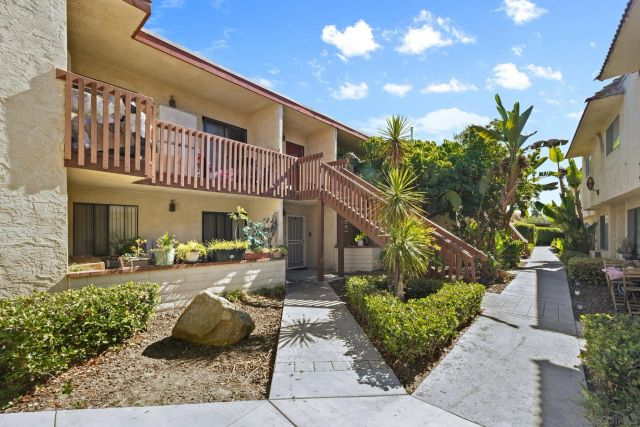 5700 Bates St 6, San Diego, CA 92115