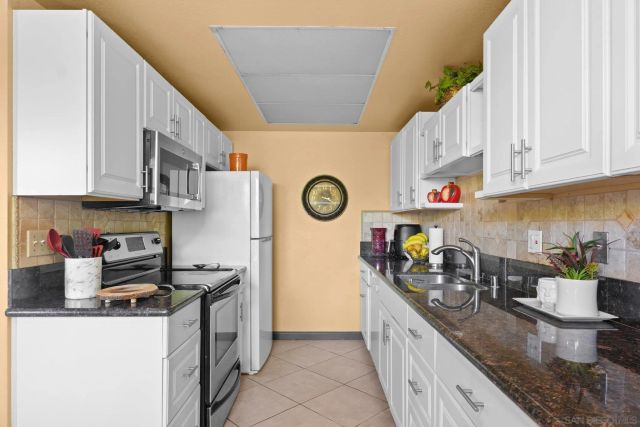 5700 Bates St 6, San Diego, CA 92115