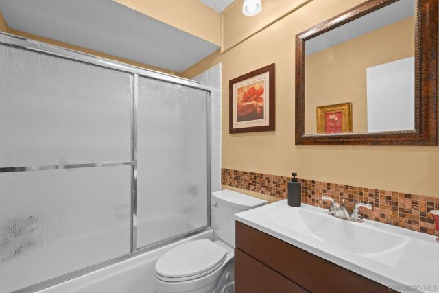 5700 Bates St 6, San Diego, CA 92115