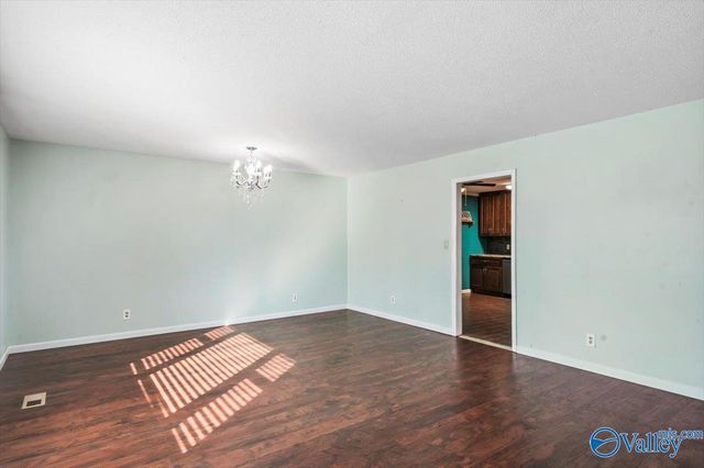 1418 Puckett Avenue, Decatur, AL 35601