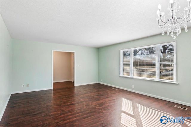 1418 Puckett Avenue, Decatur, AL 35601