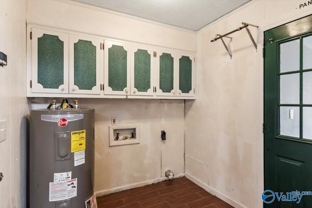 1418 Puckett Avenue, Decatur, AL 35601