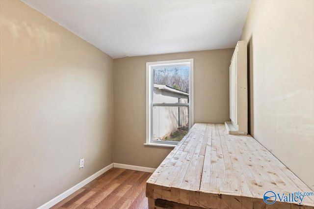 1418 Puckett Avenue, Decatur, AL 35601