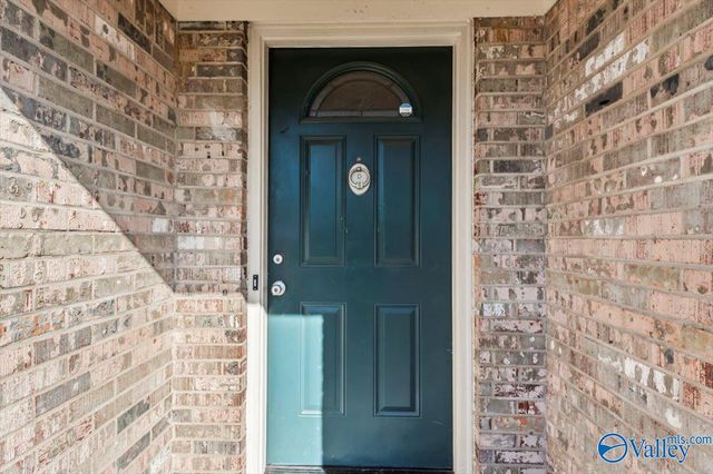 1418 Puckett Avenue, Decatur, AL 35601