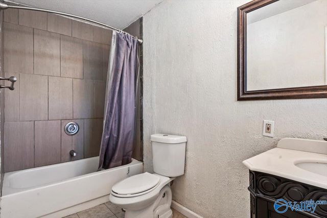 1418 Puckett Avenue, Decatur, AL 35601