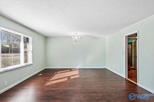 1418 Puckett Avenue, Decatur, AL 35601