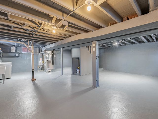 1477 Wentworth Avenue, Calumet City, IL 60409