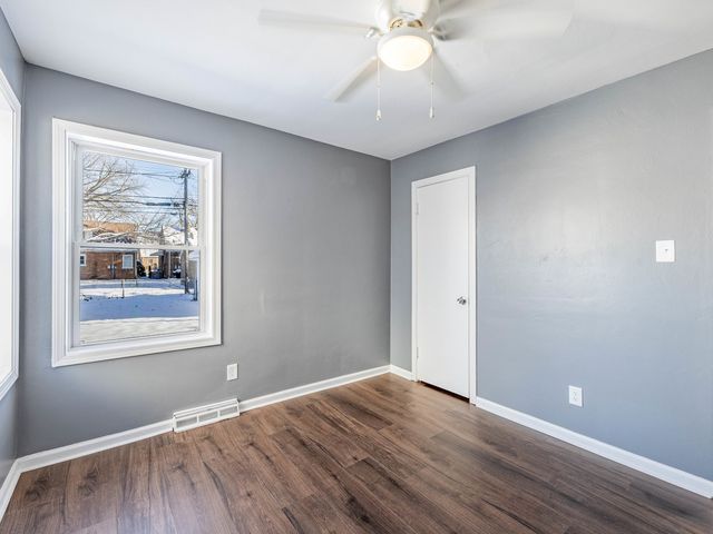 1477 Wentworth Avenue, Calumet City, IL 60409